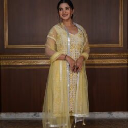 Lemon Shade Hand Cutwork Kurta And Stretchable Net Pajami With Net Dupatta - Image 3