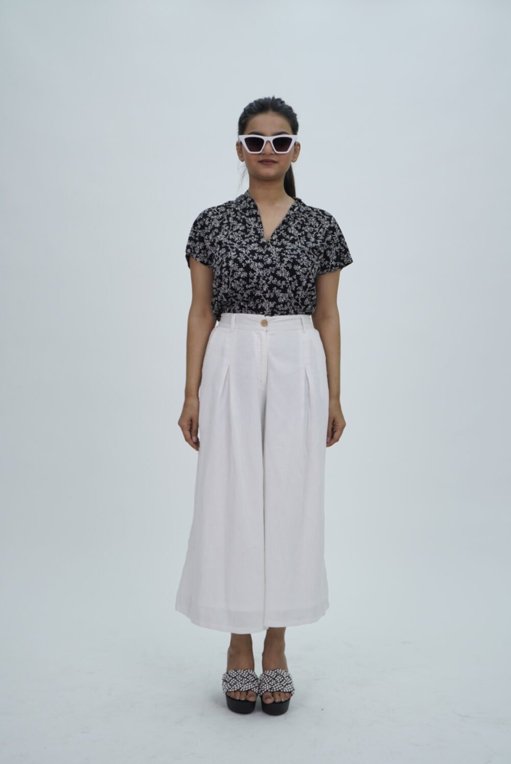 H&M Black And White Printed Top