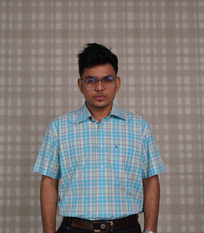 Tommy Hilfiger White And Blue Check Half Sleeves Shirt