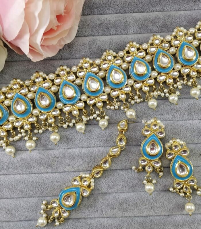 Kundan Choker Set